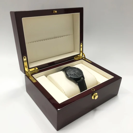 Scatola per orologi di lusso in legno laccato quadrato marrone con fibbia Scatola per imballaggio per orologi con logo personalizzato Scatola per orologi personalizzata stampata Scatola laccata per imballaggio per orologi